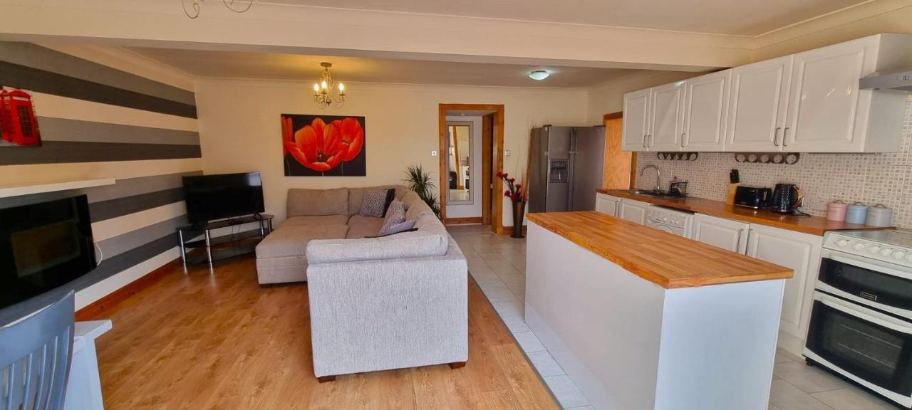 Elegant 2 Bedroom Chalet Edinburgh Exteriér fotografie